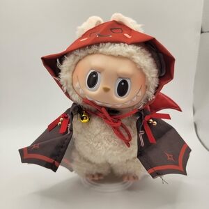 Adorable Red and Black Bat Cloak For 17cm Dolls. No Doll Included.